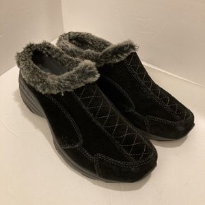 Women’s Black Suede Easy Spirit Gray Trixies Fur Trim Slides Mules Size 6 1/2